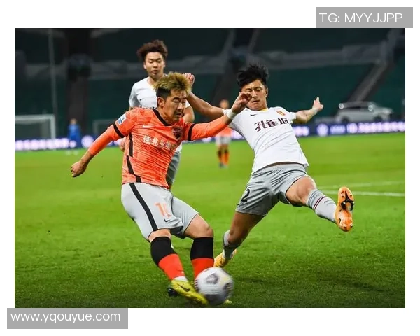 深圳足球队意识探讨:提升团队凝聚力与战术执行力的关键因素分析 深圳足球队意识探讨:提升团队凝聚力与战术执行力的关键因素分析