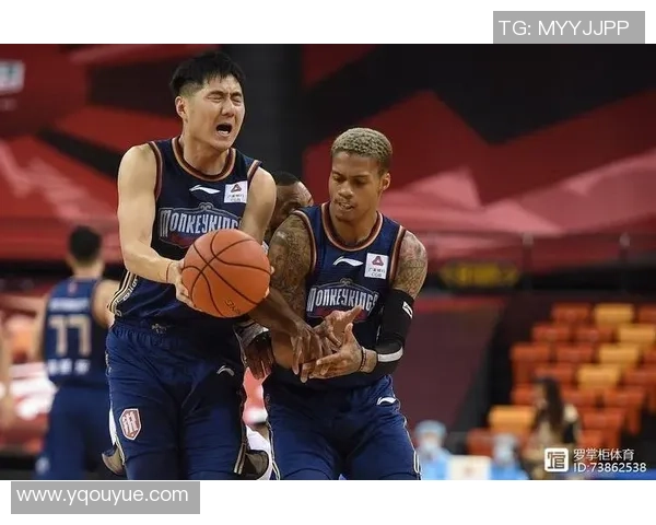 南京羽毛球队奋勇拼搏的荣耀之路与邀请赛精彩瞬间回顾